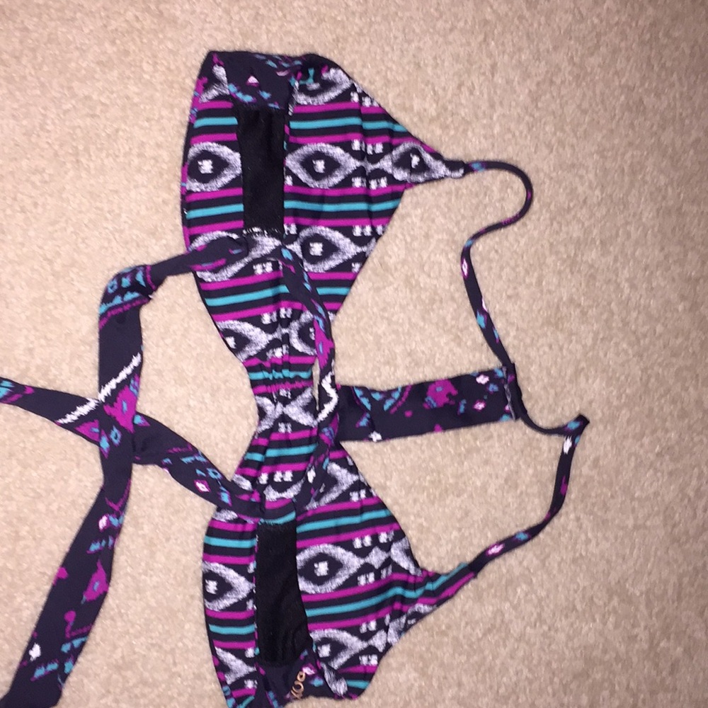 Reversible bikini top - Picture 2 of 5